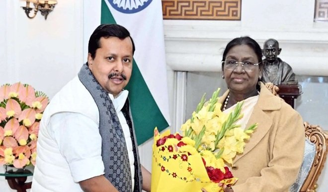 भाजपा के कार्यकारी अध्यक्ष नवीन ने राष्ट्रपति मुर्मू से मुलाकात की
