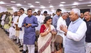 नीतीश के राज्यसभा वाले फैसले पर मीटिंग में रो पड़े कई JDU नेता, बिहार सीएम बोले- मैं हूं न